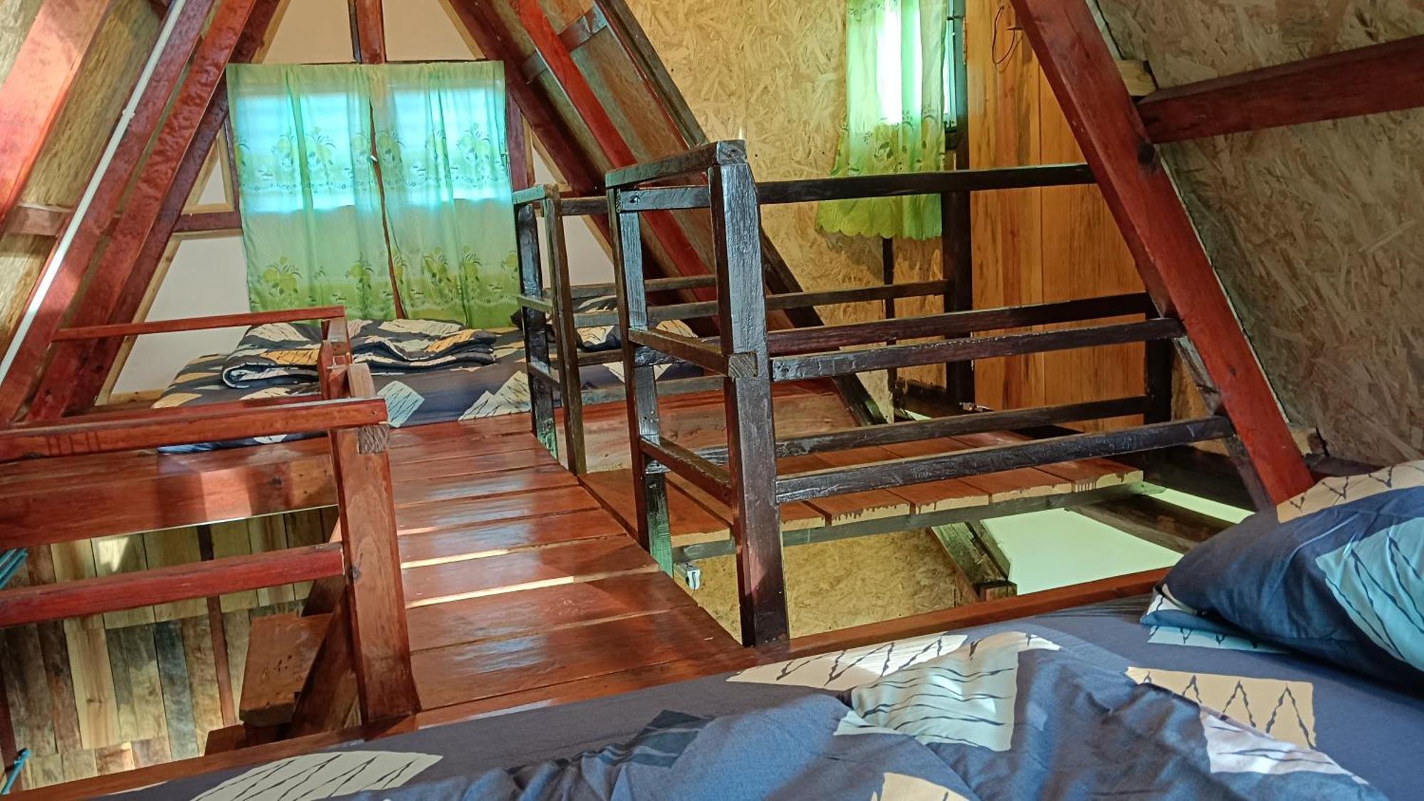 ไร่นิธิสุนทร Nithisoonthon Farmstay Mae Hong Son Exterior photo